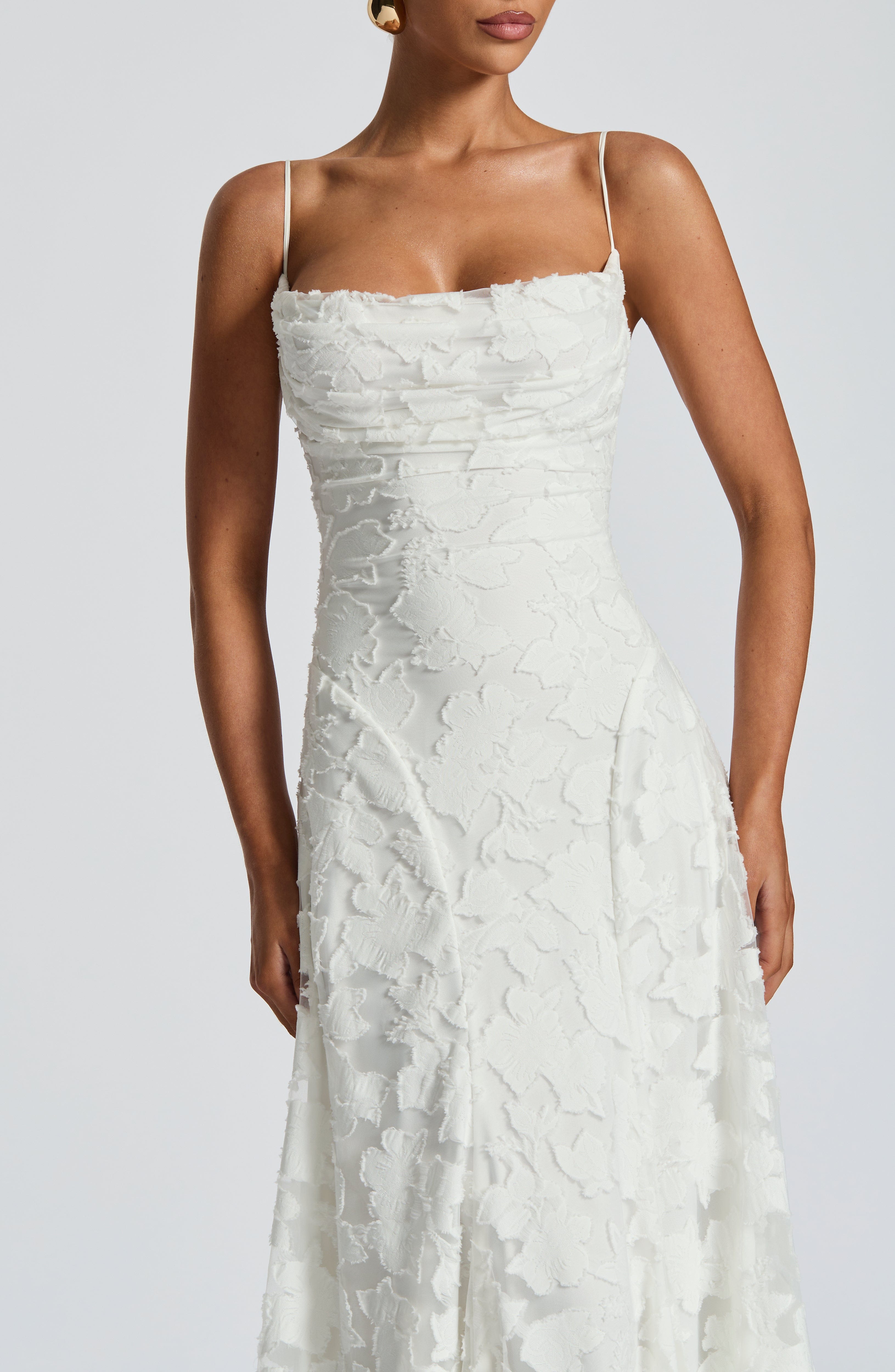 CLARA LEÓN™ | VESTIDO MAXI ELEGANTE